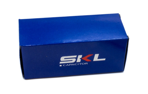 Конденсатор / 3 мкФ / размеры:Ø28x55мм / 10000h / 475 В / двойной фастон 6,3 мм и M8 хвост / UNIVERS