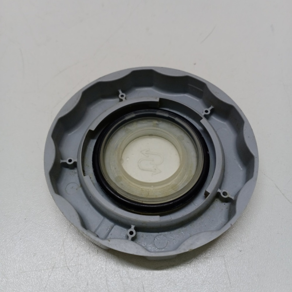 Крышка контейнера соли для посудомоечной машины Whirlpool 481010609750