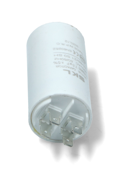 Конденсатор 7,5μF 450V CAP513UN